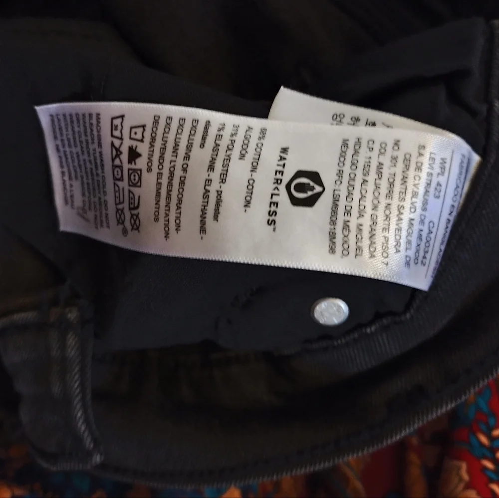 NWT Levi's 90s mom jeans 18I W34 - Picture 13 of 13